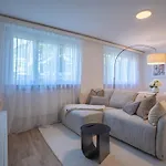Modern - Lots Of Comfort In A Location Διαμέρισμα Visp